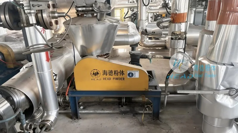 Sistema de alimentación y transporte cerrado de polvo de masterbatch de color de Singapur
